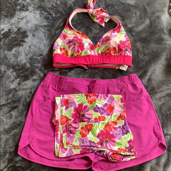 Lands' End Other - NWOT Lands’ End Bikini Shorts Rash Guard Set 10-12